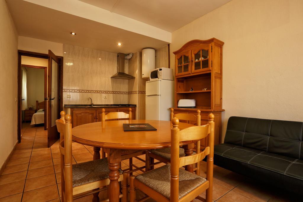 Apartaments Populetus Poboleda Екстериор снимка